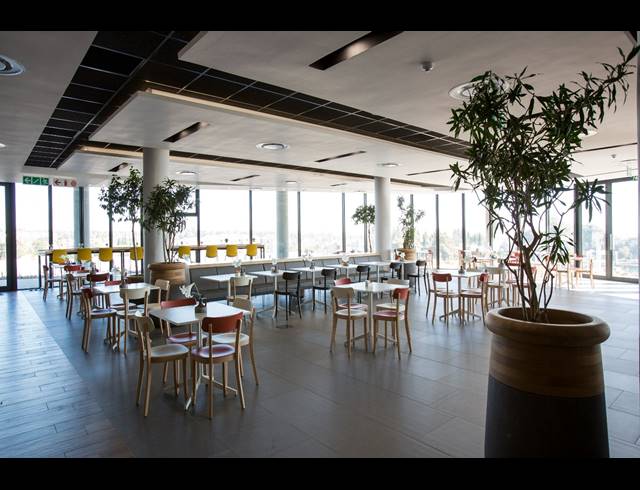 2,495M² OFFICE TO LET IN NOORDWYK